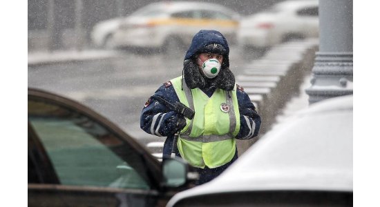 Полиция будет останавливать москвичей на автомобилях и уточнять цель поездки